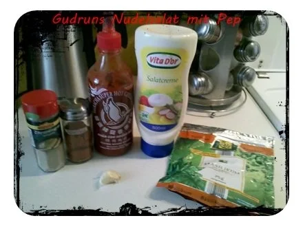 Rezept: Salat: Nudelsalat mit Pepp! Bild Nr. 6 Salat: Nudelsalat mit Pepp! - Rezept - Bild Nr. 6