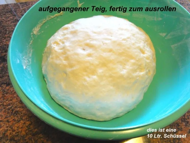 Hefe:   Grundrezept  für PIZZA (italienisch) - Rezept