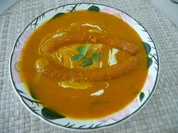 Suppen & Eintöpfe :  Kürbissuppe die Nächste mit Würstchen - Rezept