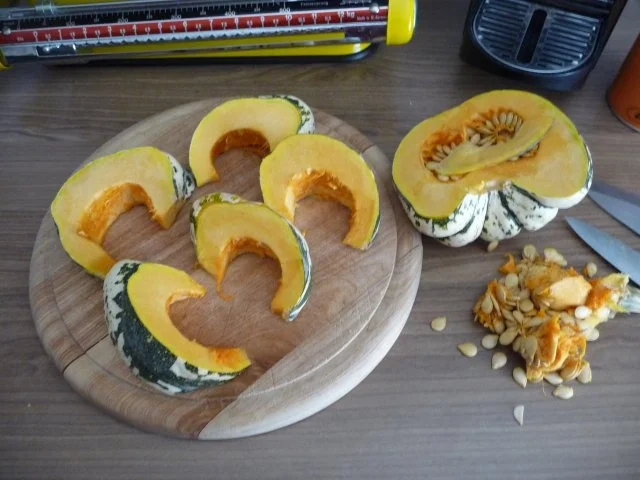 Rezept: Beilage : Kürbisstücke gebacken Bild Nr. 5 Beilage : Kürbisstücke gebacken - Rezept - Bild Nr. 5