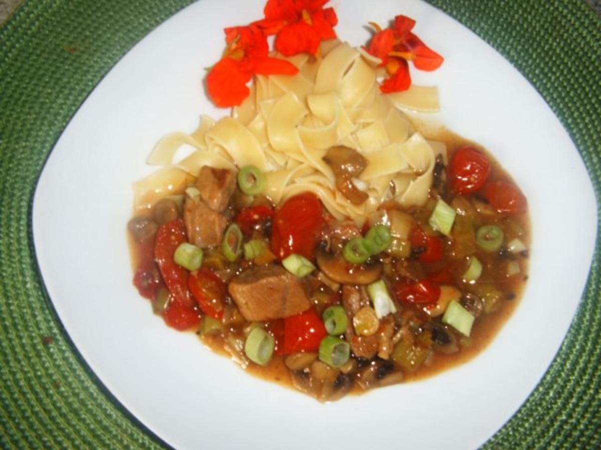 Bilder für Schnitzel-Ragout - Rezept