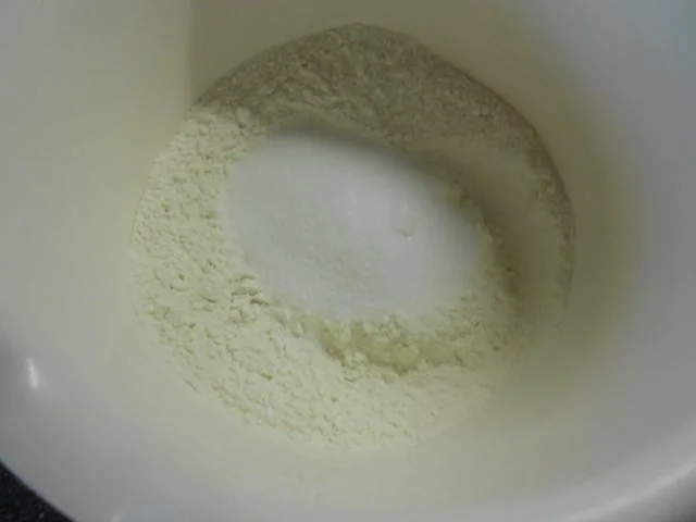 Rezept: Kirsch-Schnitten vom Blech Bild Nr. 5 Kirsch-Schnitten vom Blech - Rezept - Bild Nr. 5