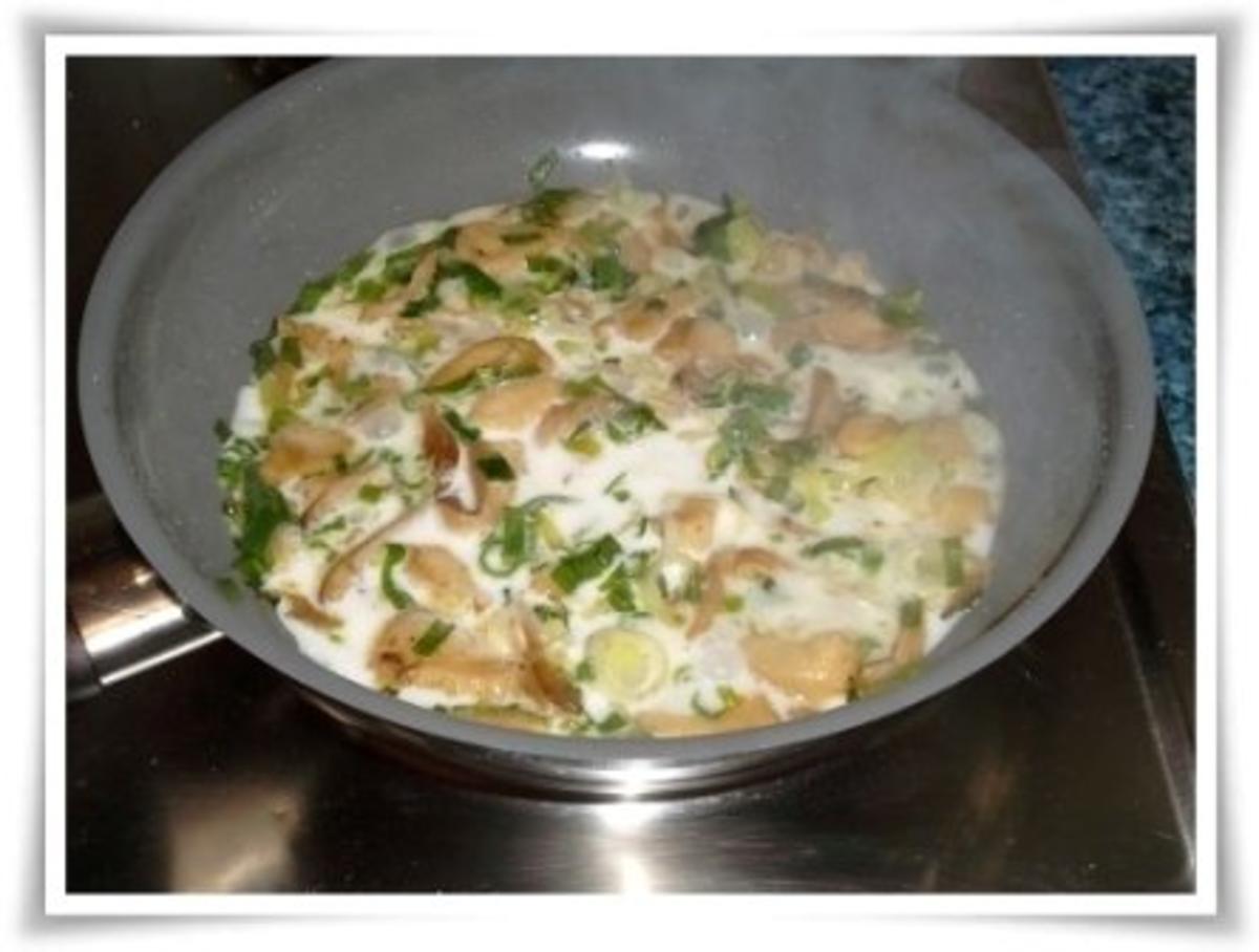Omelett mit Austernpilze in Sahnesauce - Rezept - Bild Nr. 7
