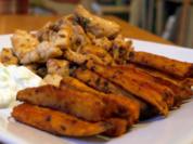 Pommes Frites von der Süßkartoffel, Hähnchengeschnetzeltes und Tzatziki - Rezept