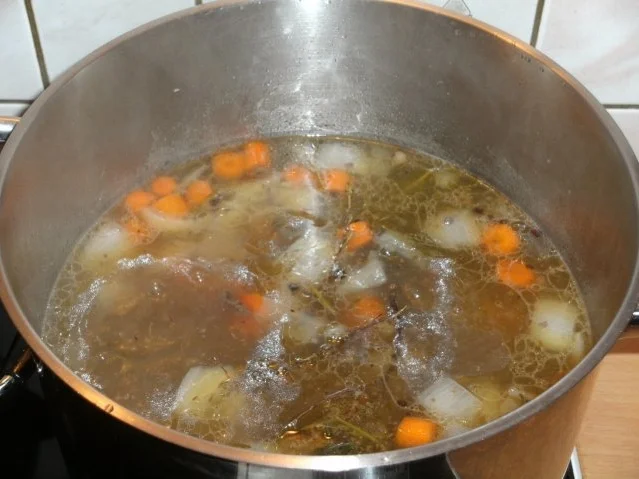 Fleisch: Rinderbrühe - Rezept - Bild Nr. 3
