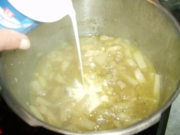Rezept: Kohlrabicremesuppe Bild Nr. 6 Kohlrabicremesuppe - Rezept - Bild Nr. 6