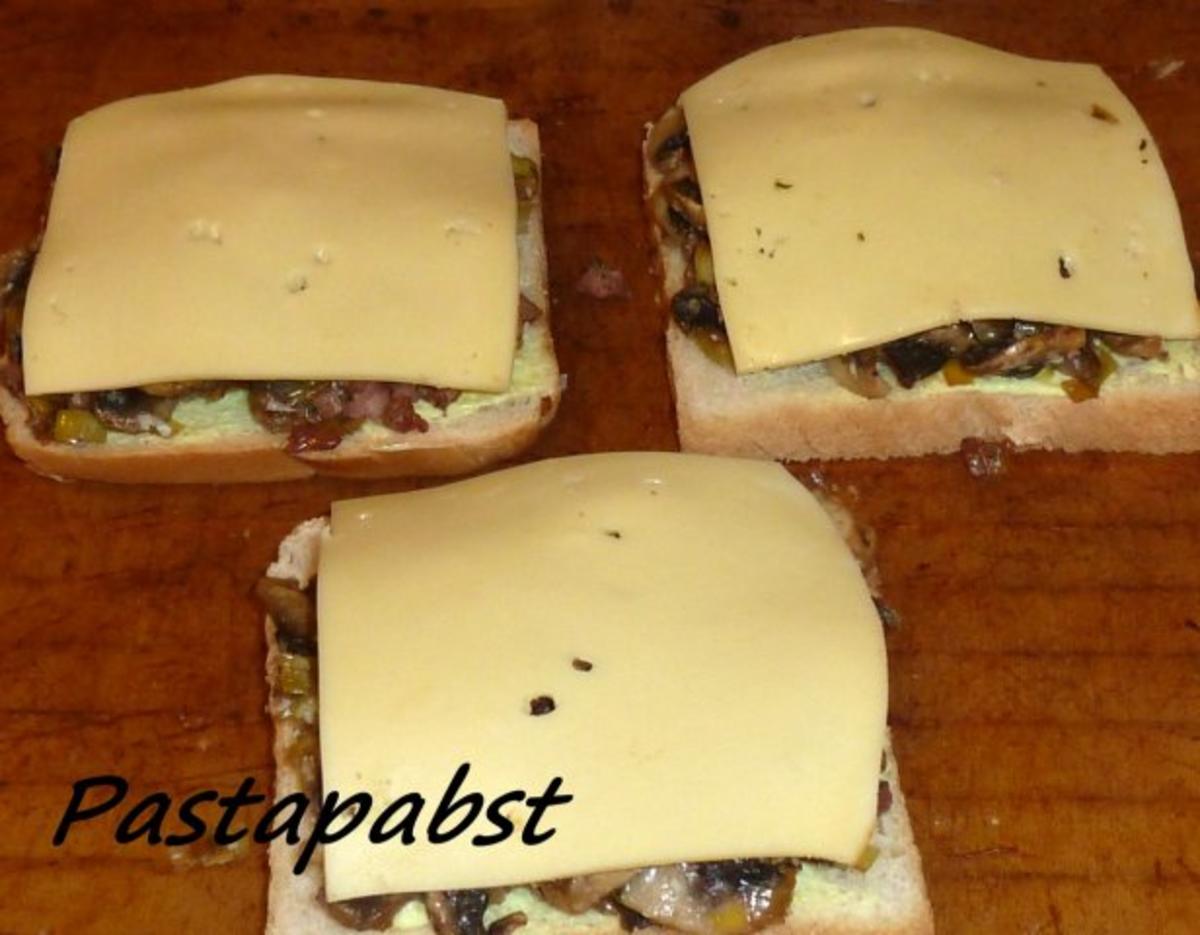 Champignon Toast überbacken - Rezept - Bild Nr. 3