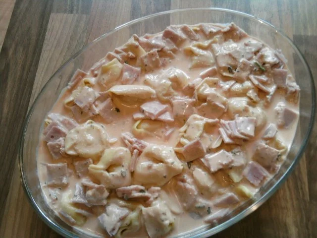 Rezept: "Tocheeko"- Tortelloni Auflauf alla Trapper Bild Nr. 3 "Tocheeko"- Tortelloni Auflauf alla Trapper - Rezept - Bild Nr. 3