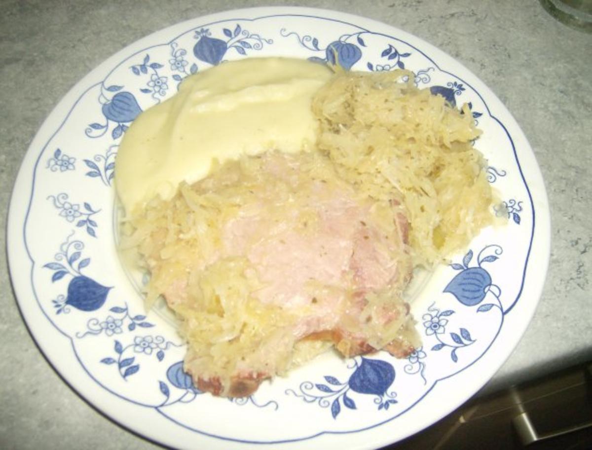 Ripperl mit Sauerkraut - Rezept Gesendet von moniundpeter