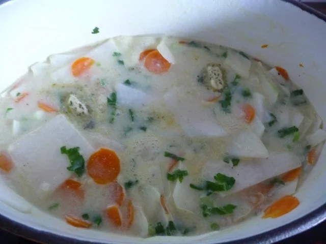 Schmalhans - Küchenmeister : Kohlrabi-Möhrenauflauf mit Käse überbacken und Spiegelei - Rezept - Bild Nr. 10