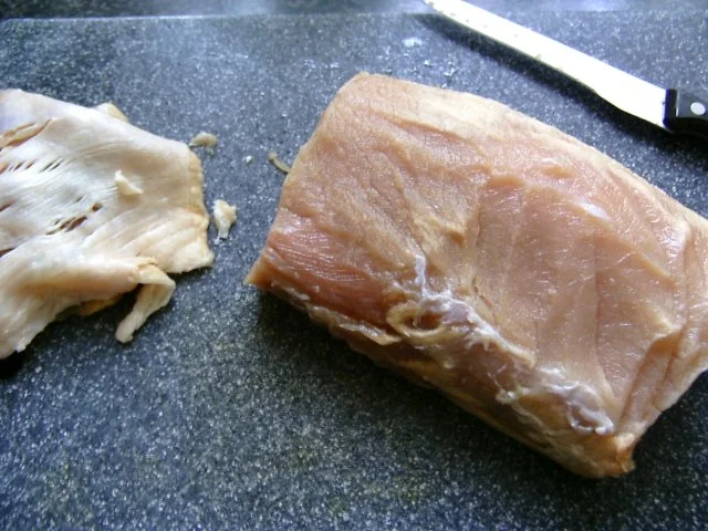 Knoblauchgespickter Schweinerücken - Rezept - Bild Nr. 3