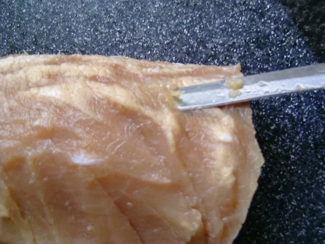 Knoblauchgespickter Schweinerücken - Rezept - Bild Nr. 4