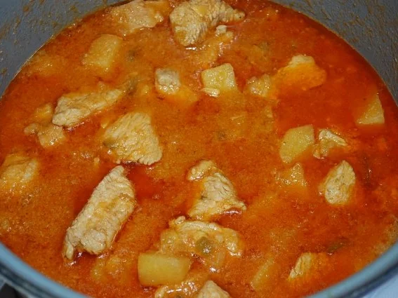 Deftiger Kürbis Gulasch - Rezept