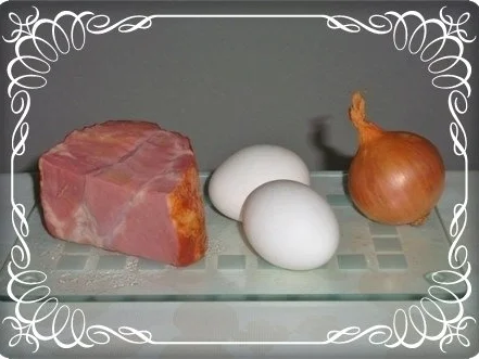 Rezept: Spiegelei auf Schinken-Zwiebelbett Bild Nr. 2 Spiegelei auf Schinken-Zwiebelbett - Rezept - Bild Nr. 2