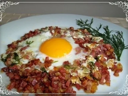 Rezept: Spiegelei auf Schinken-Zwiebelbett Bild Nr. 10 Spiegelei auf Schinken-Zwiebelbett - Rezept - Bild Nr. 10