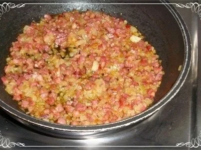 Rezept: Spiegelei auf Schinken-Zwiebelbett Bild Nr. 3 Spiegelei auf Schinken-Zwiebelbett - Rezept - Bild Nr. 3