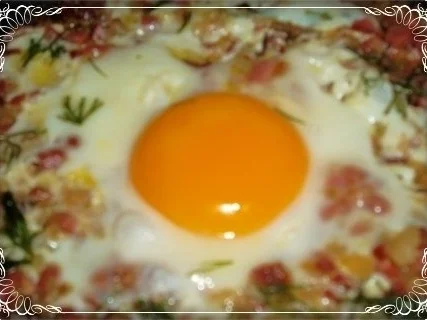 Rezept: Spiegelei auf Schinken-Zwiebelbett Bild Nr. 7 Spiegelei auf Schinken-Zwiebelbett - Rezept - Bild Nr. 7