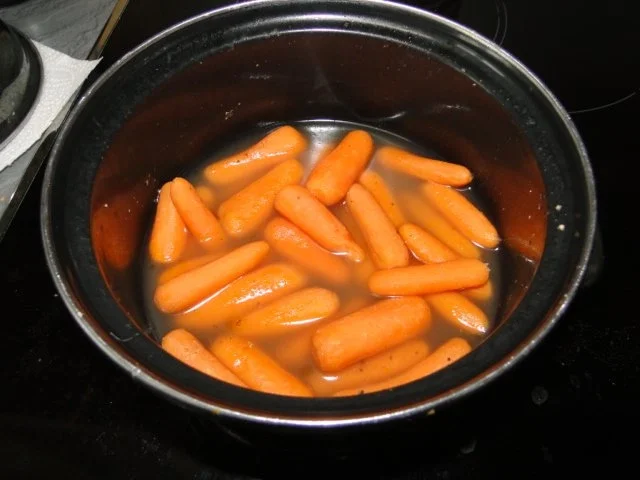 Rinderbraten (Bug) mit Babymöhrchen und Zuckerschoten - Rezept - Bild Nr. 9