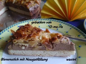Rezept: Bienenstich mit Nougatfüllung Bienenstich mit Nougatfüllung - Rezept