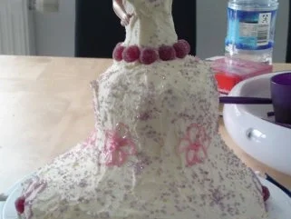 Barbie Torte ohne Marzipan/Fondant - Rezept