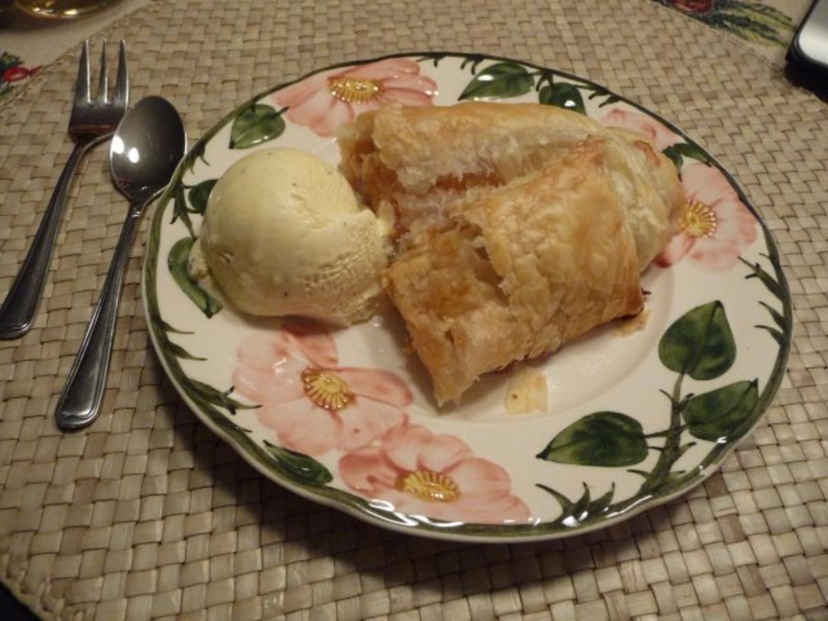 Dessert : Apfelstrudel mit Vanilleeis - Rezept - Bild Nr. 8