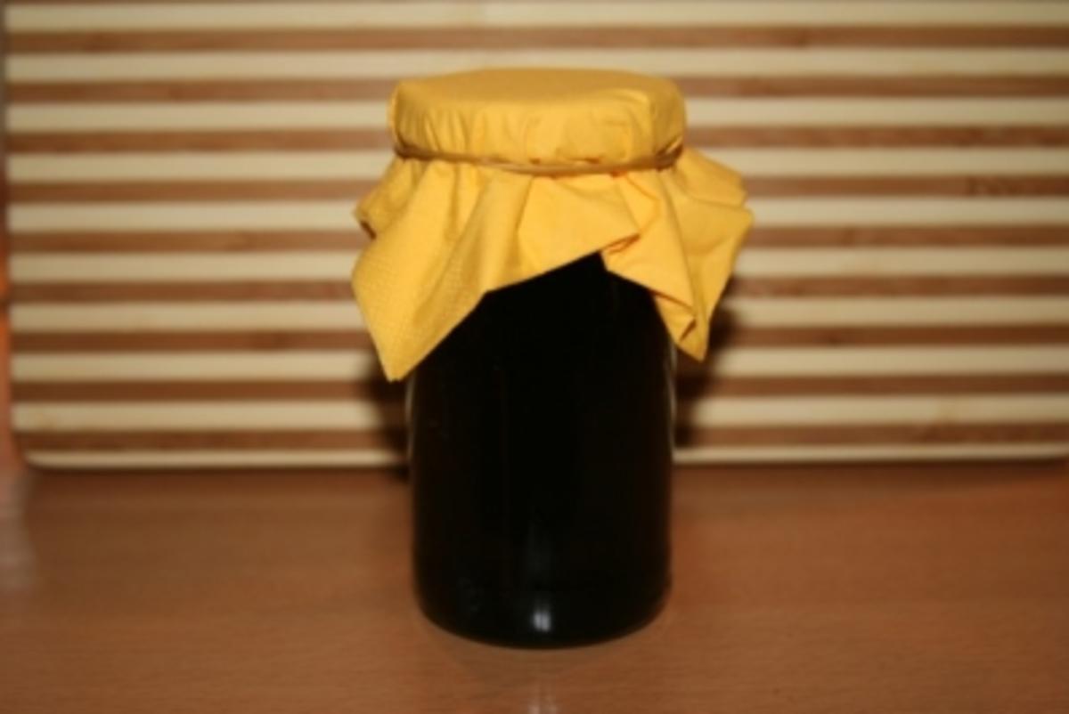 Fliederbeer-Apfel-Gelee - Rezept mit Bild - kochbar.de