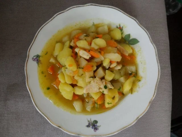 Gemüseeintopf mit Hähnchen - Rezept