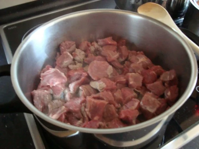 Rezept: Gulasch Bild Nr. 3 Gulasch - Rezept - Bild Nr. 3