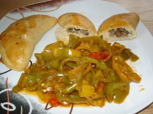 Türkische Teigtaschen (Pogaca) gefüllt mit Hackfleisch (mit Bildern) - Rezept
