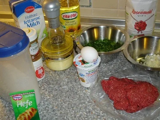 Türkische Teigtaschen (Pogaca) gefüllt mit Hackfleisch (mit Bildern) - Rezept - Bild Nr. 2