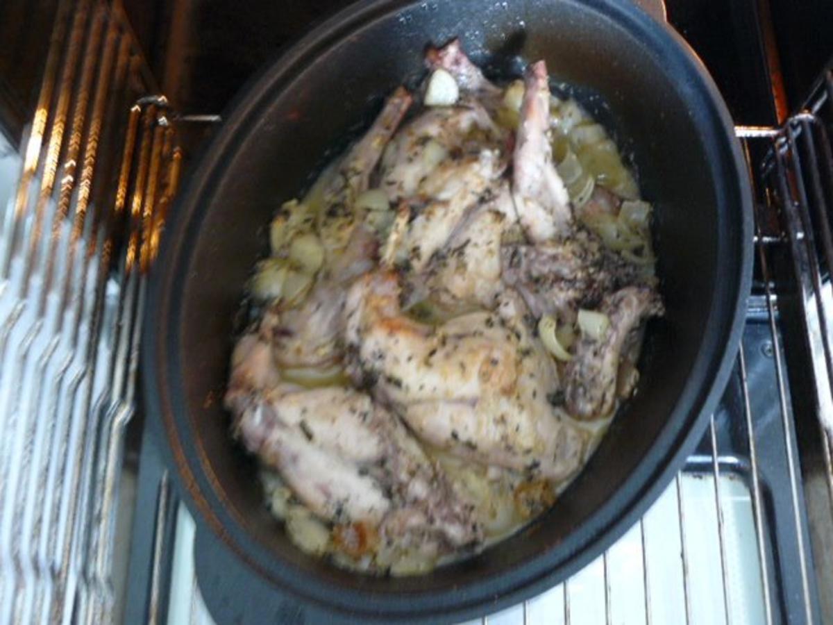 Geschmortes Kaninchen mediterran - 51 kcal/100g