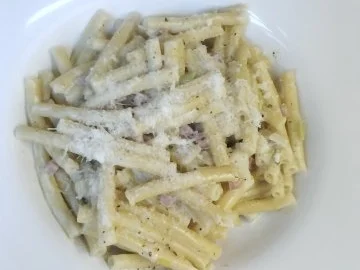 Makkaroni mit Lauch und Schinken - Rezept