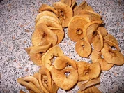 Trockenobst (hier: Backäpfel) selbst hergestellt - Rezept