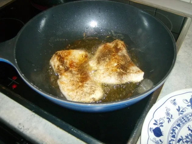 Rezept: Putenschnitzel in Tomatensoße noch ein Geburtstagswunsch Bild Nr. 4 Putenschnitzel in Tomatensoße noch ein Geburtstagswunsch - Rezept - Bild Nr. 4