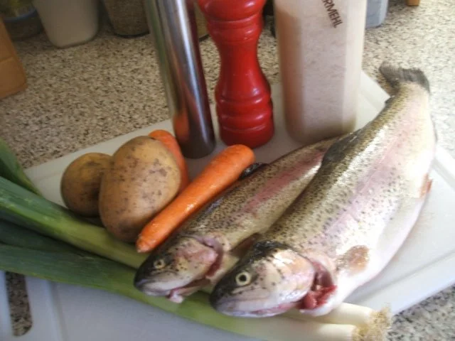 Fisch: Lachsforelle mit Karottenkruste auf Mischgemüse - Rezept - Bild Nr. 2