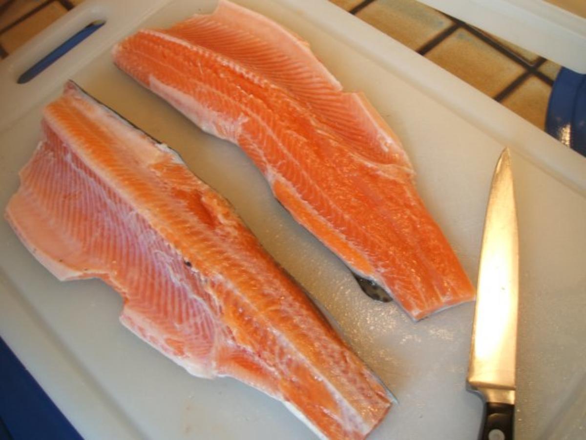Fisch: Lachsforelle mit Karottenkruste auf Mischgemüse - Rezept - Bild Nr. 5
