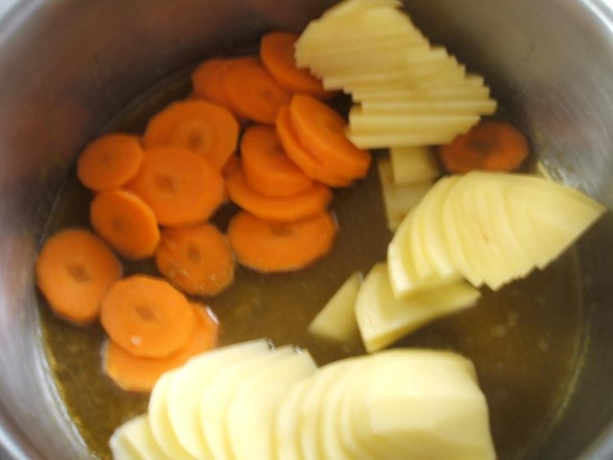 Fisch: Lachsforelle mit Karottenkruste auf Mischgemüse - Rezept - Bild Nr. 10