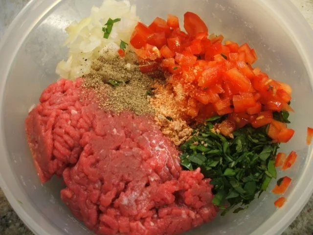 Rezept: Fleisch: Kräuter-Tatar Bild Nr. 4 Fleisch: Kräuter-Tatar - Rezept - Bild Nr. 4