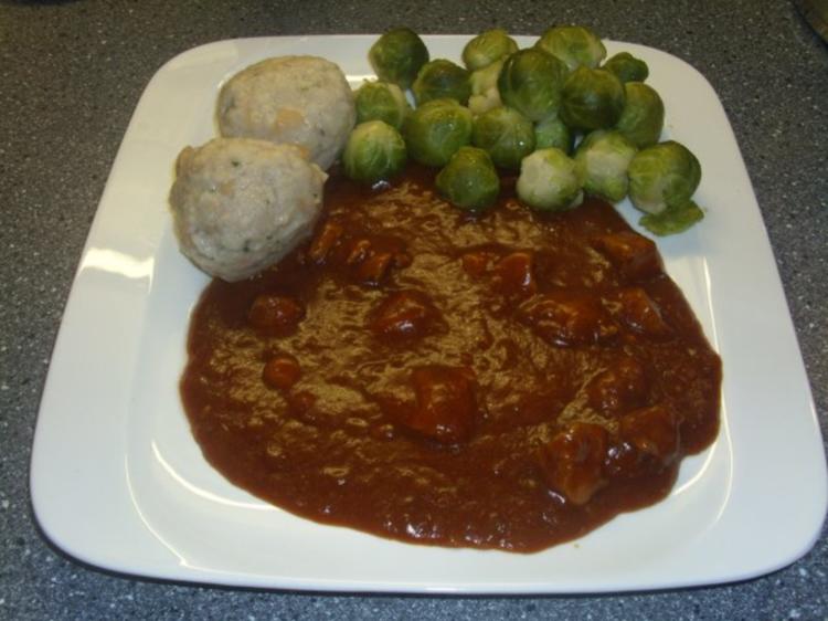 Zwiebelgulasch Aus der Bärchenküche - Rezept mit Bild - kochbar.de