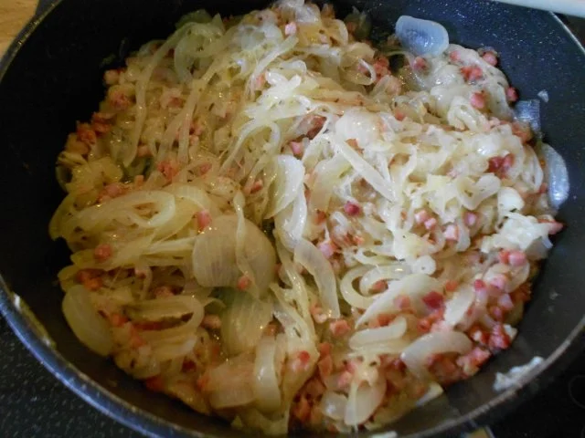 Fränkischer Zwieblkuchen - Rezept - Bild Nr. 2