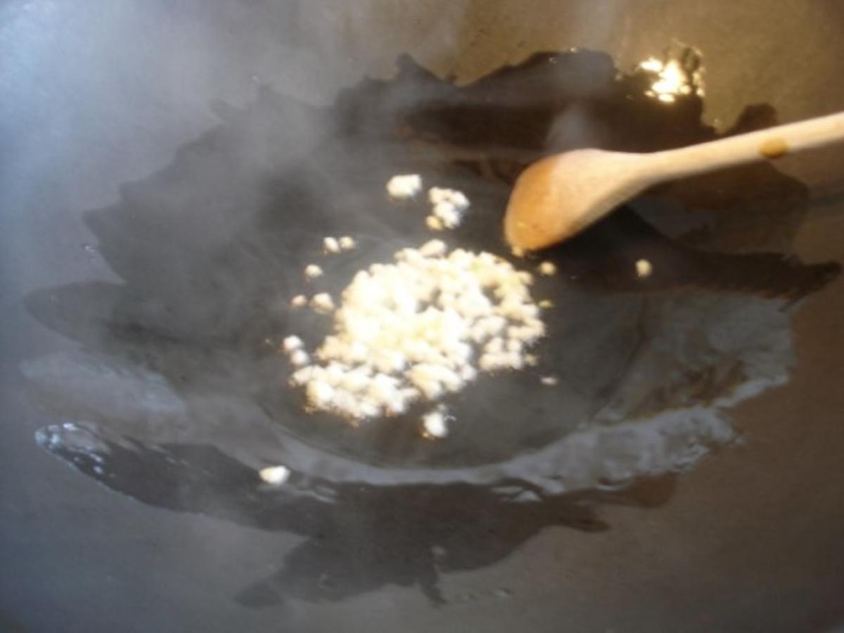 Schweineschnitzel-Eier-Wok mit Reis - Rezept - Bild Nr. 16