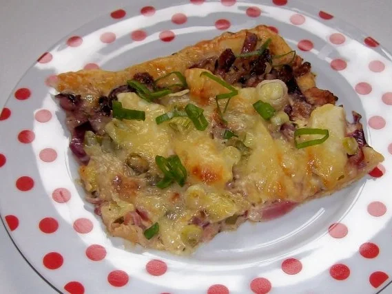 Snack/Vorspeise: Herbstliche Zwiebel-Apfel-Tarte - Rezept - Bild Nr. 12