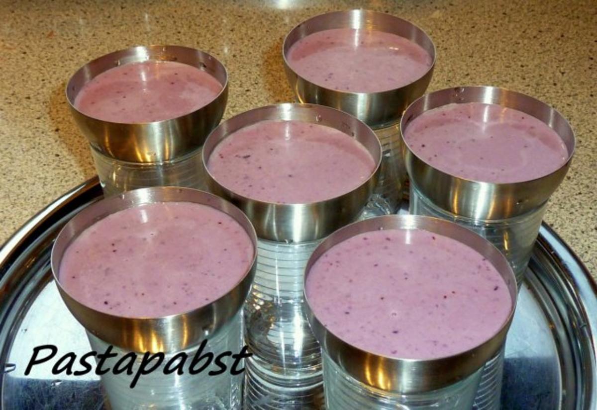 Blaubeer Panna Cotta - Rezept - Bild Nr. 2