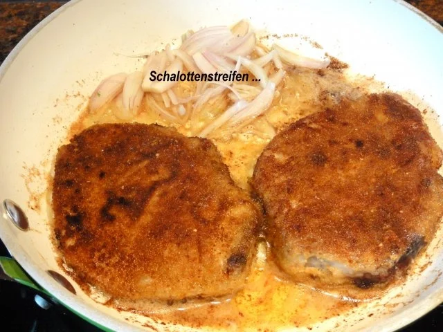 Rezept: Fleisch: STIELKOTELETT mit feinen Erbsen + Möhren Bild Nr. 5 Fleisch: STIELKOTELETT mit feinen Erbsen + Möhren - Rezept - Bild Nr. 5