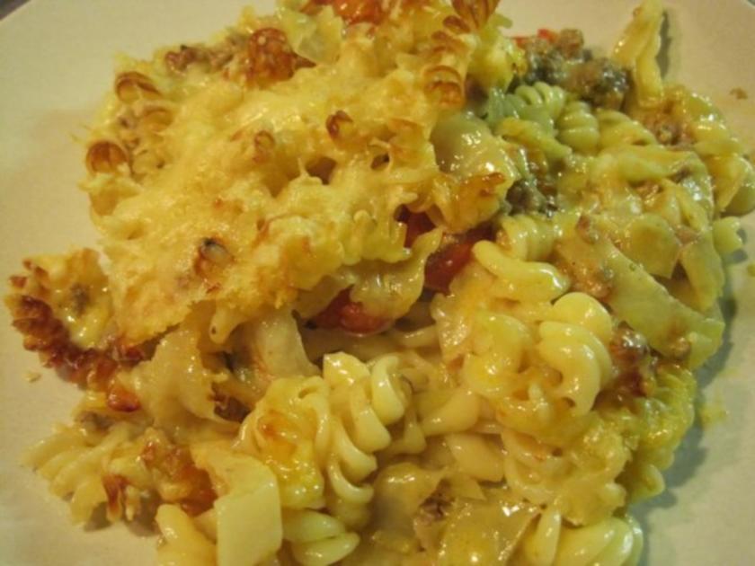 Weißkohlauflauf mit Hack, Nudeln und Käse - schnell &amp; einfach - von Monali