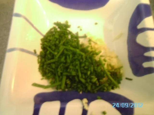 Wilde Fleischlaibchen mit Petersilkartoffeln und Knoblauchsoße - Rezept - Bild Nr. 9