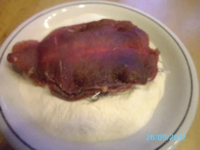 Rezept: Wildschwein-Cordon-Bleu mit grünem Salat Bild Nr. 5 Wildschwein-Cordon-Bleu mit grünem Salat - Rezept - Bild Nr. 5