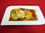 Kalbsbäckchen mit Kartoffelpraline und sommerlichen Gemüse - Rezept