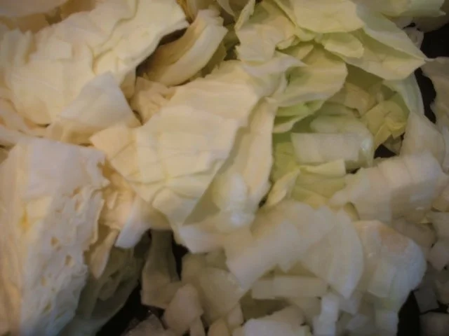 Geflügel: Putengeschnetzeltes an Rahmweißkraut - Rezept - Bild Nr. 3