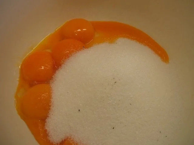 Rezept: Backen: Torta di Polenta (Maisgrieß-Torte) Bild Nr. 5 Backen: Torta di Polenta (Maisgrieß-Torte) - Rezept - Bild Nr. 5